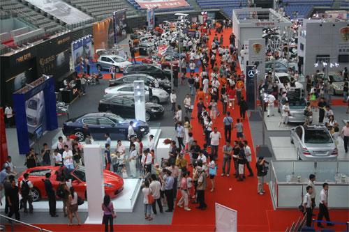 第四屆廣州購(gòu)車節(jié)圓滿落幕 3天吸引10萬(wàn)人潮，汽車租賃服務(wù)成亮點(diǎn)
